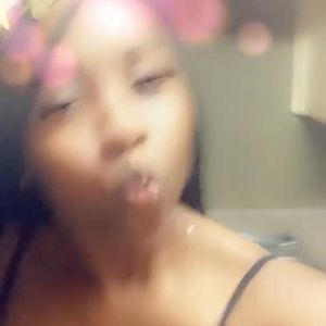 Meet your Posher, Dee